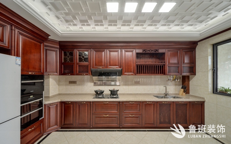 廚房裝修櫥柜安裝過程中的一些注意事項(xiàng)