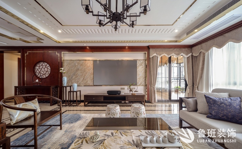 中式風(fēng)格客廳吊頂要怎么設(shè)計(jì)？重慶裝修教你打造中式吊頂！